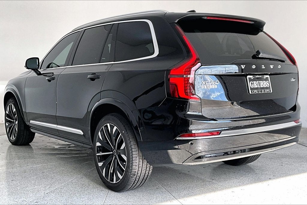 2027 Volvo XC90 B6 Plus 6-Seater