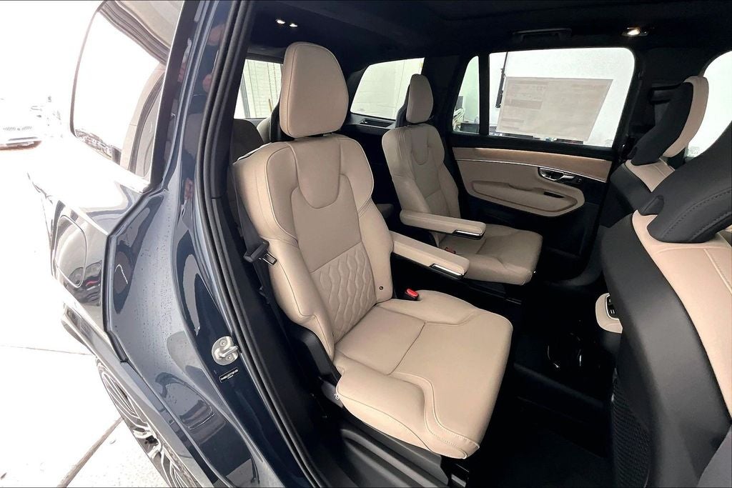 2026 Volvo XC90 B6 Plus 6-Seater