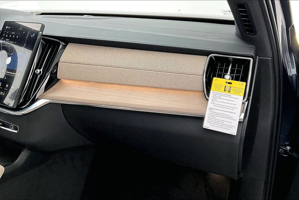 2026 Volvo XC90 B6 Plus 6-Seater