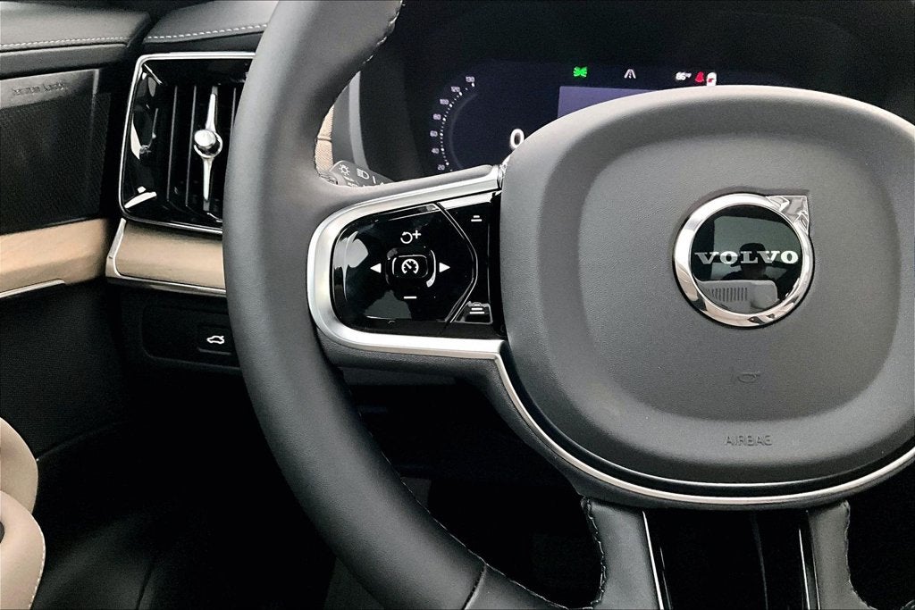 2027 Volvo XC90 B6 Plus 6-Seater
