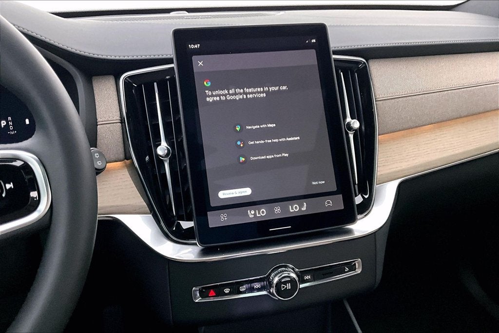 2027 Volvo XC90 B6 Plus 6-Seater