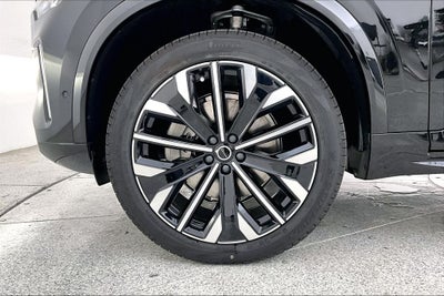 2027 Volvo XC90 B6 Plus 6-Seater