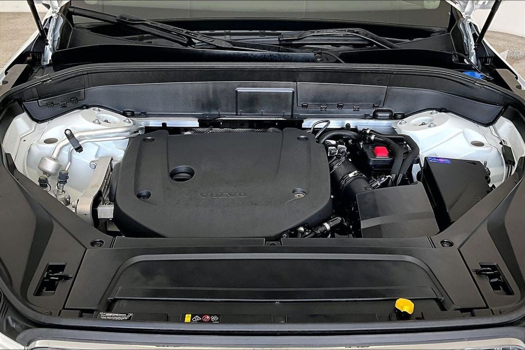 2025 Volvo XC90 B6 Plus 6-Seater