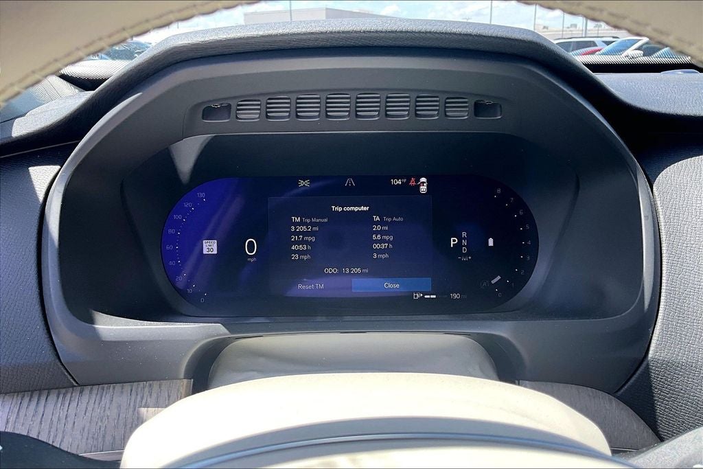 2025 Volvo XC90 B6 Plus 6-Seater
