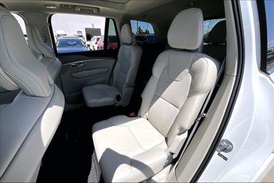 2025 Volvo XC90 B6 Plus 6-Seater
