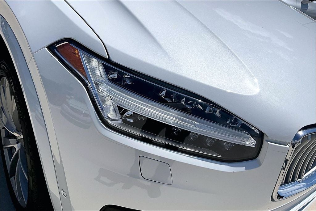 2025 Volvo XC90 B6 Plus 6-Seater