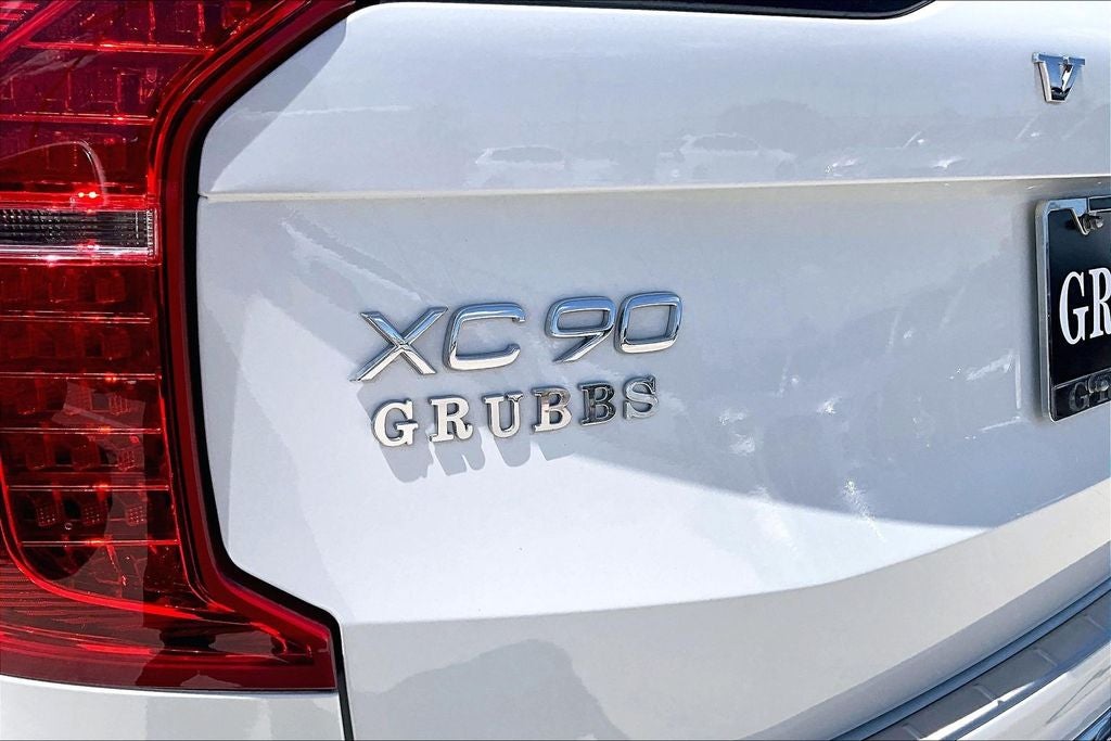 2025 Volvo XC90 B6 Plus 6-Seater