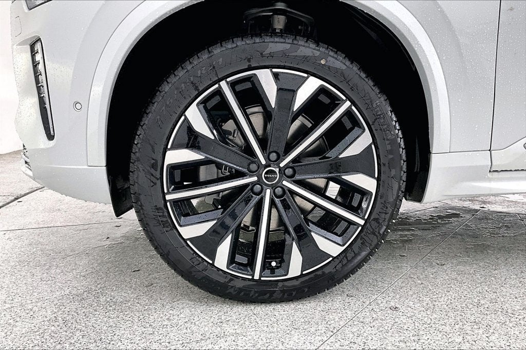 2027 Volvo XC90 B6 Plus 6-Seater
