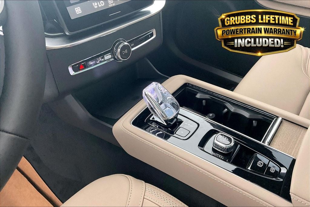 2026 Volvo XC90 B6 Plus 6-Seater
