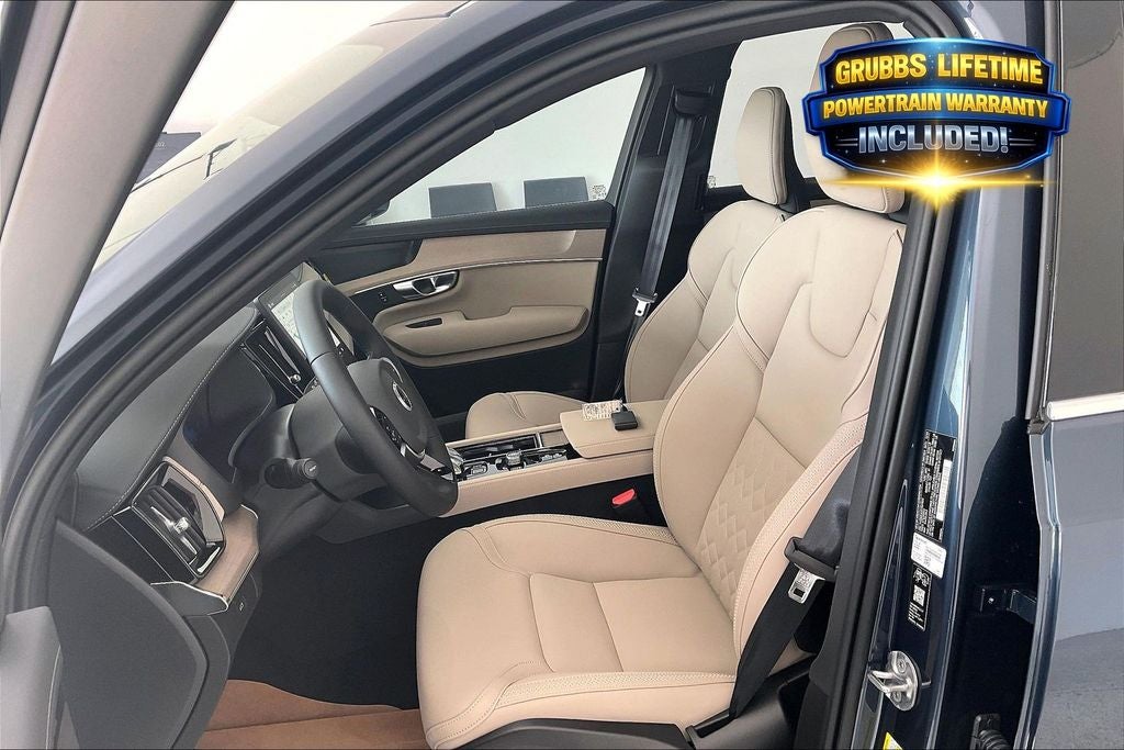2026 Volvo XC90 B6 Plus 6-Seater