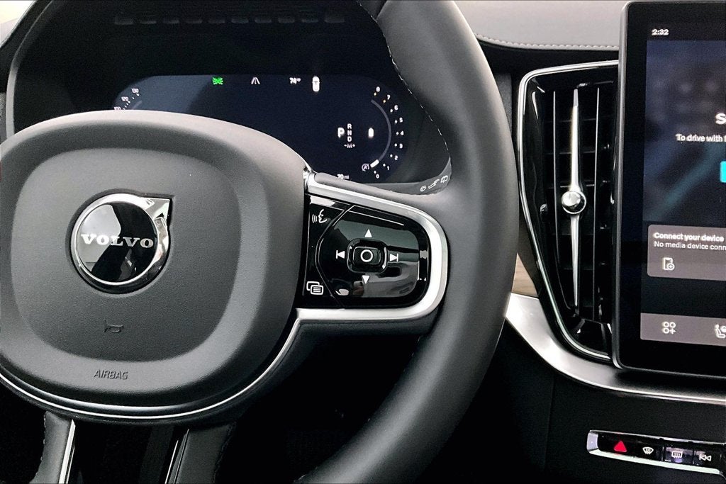 2027 Volvo XC90 B6 Plus 6-Seater