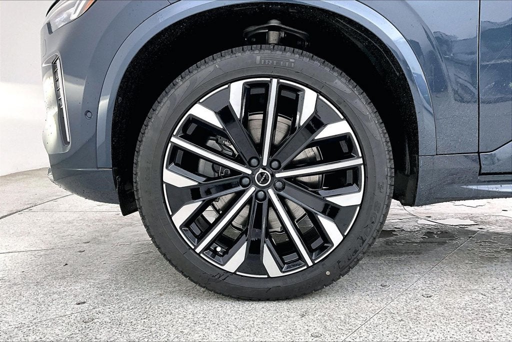 2027 Volvo XC90 B6 Plus 6-Seater