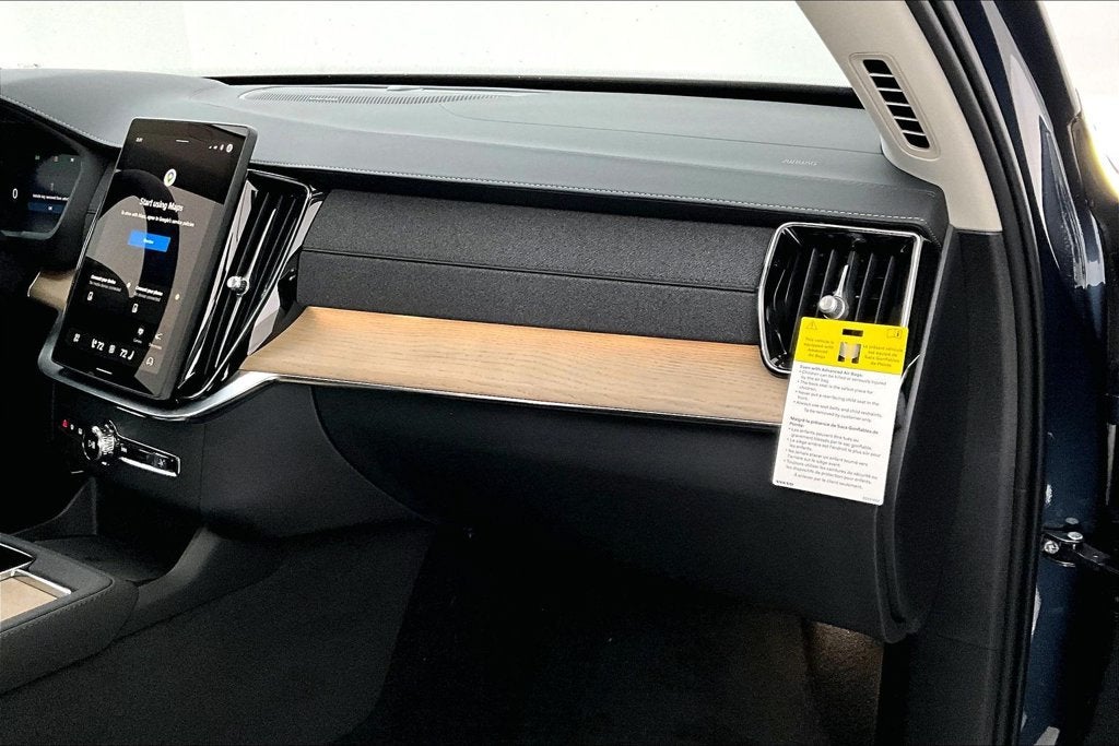 2027 Volvo XC90 B6 Plus 6-Seater