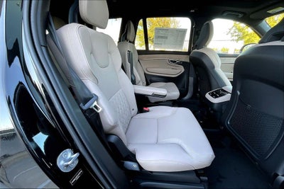 2026 Volvo XC90 B6 Plus 6-Seater