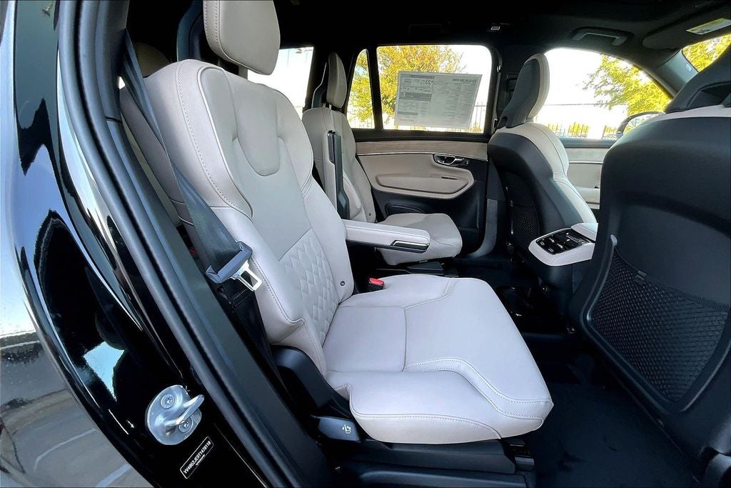 2026 Volvo XC90 B6 Plus 6-Seater