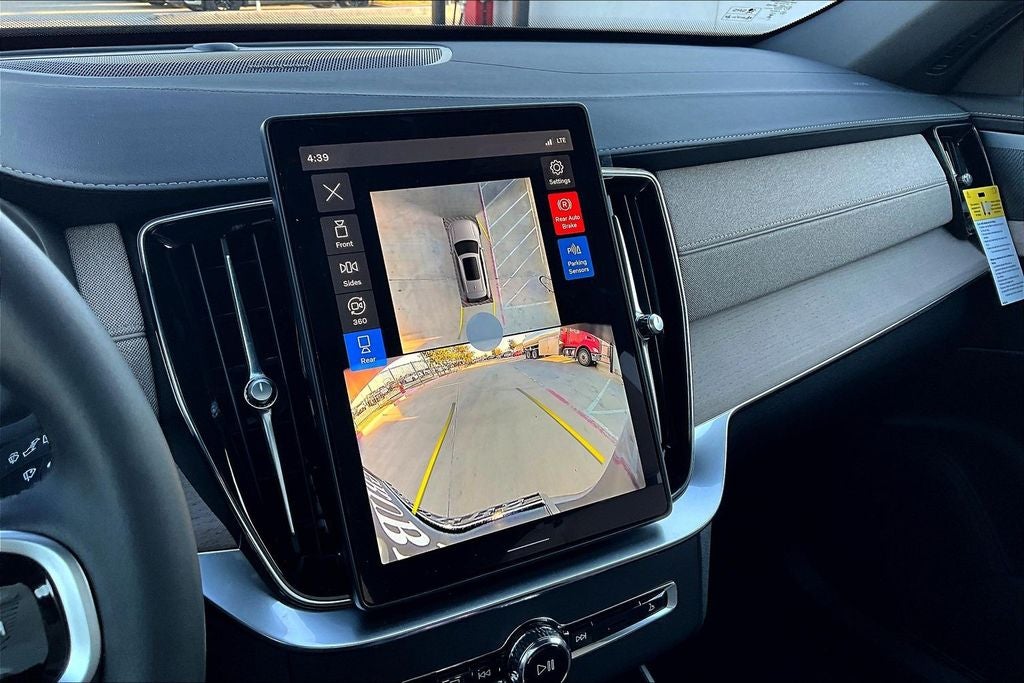 2026 Volvo XC90 B6 Plus 6-Seater