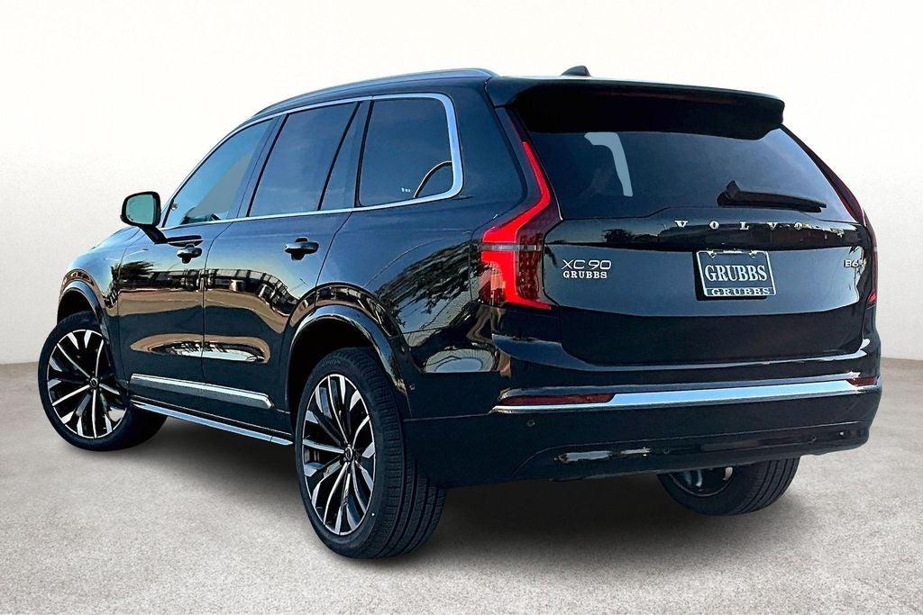 2026 Volvo XC90 B6 Plus 6-Seater