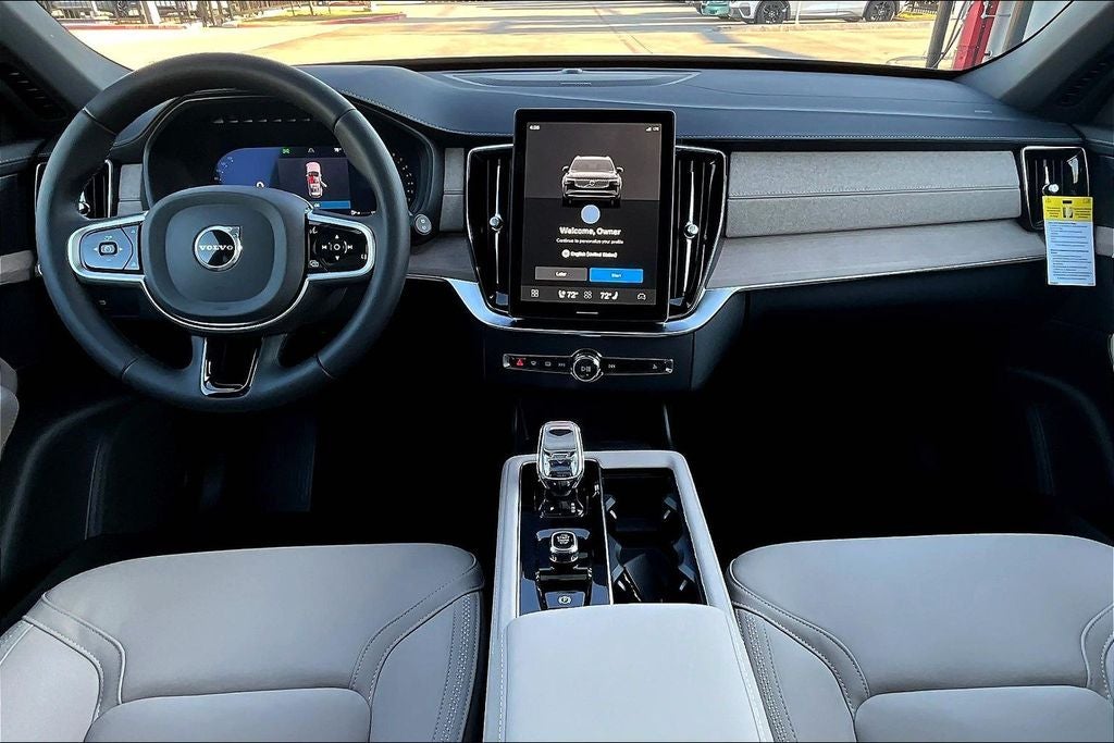 2026 Volvo XC90 B6 Plus 6-Seater