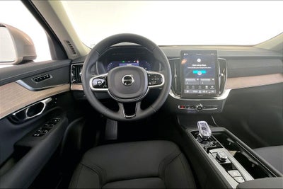2026 Volvo XC90 B6 Plus 6-Seater