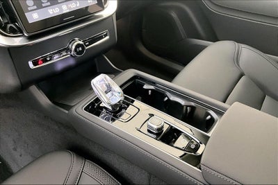 2026 Volvo XC90 B6 Plus 6-Seater