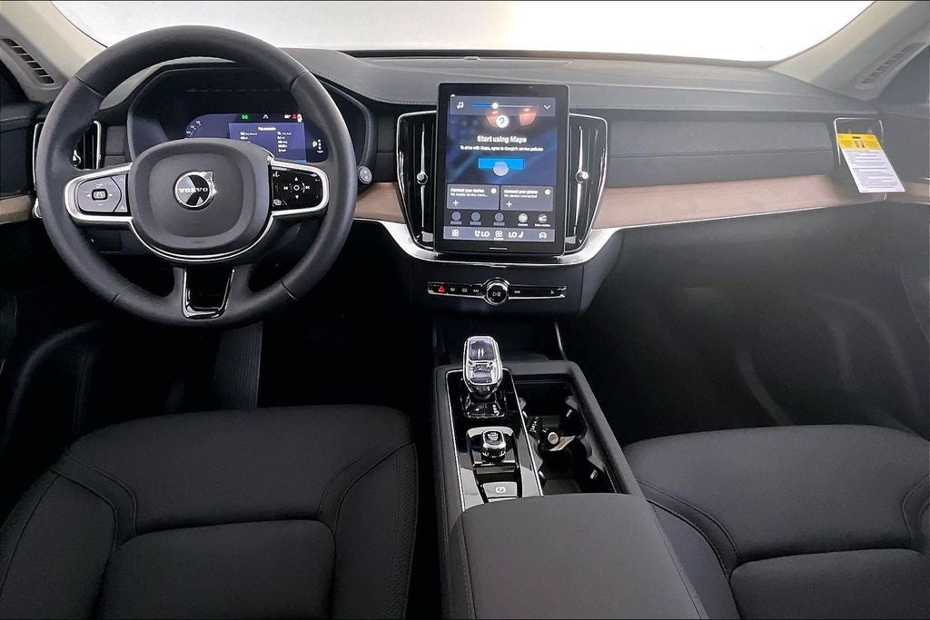2026 Volvo XC90 B6 Plus 6-Seater