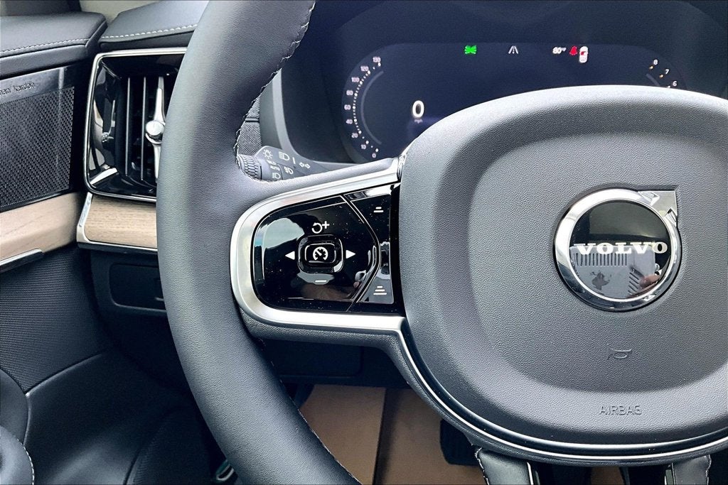 2027 Volvo XC90 B6 Plus 6-Seater