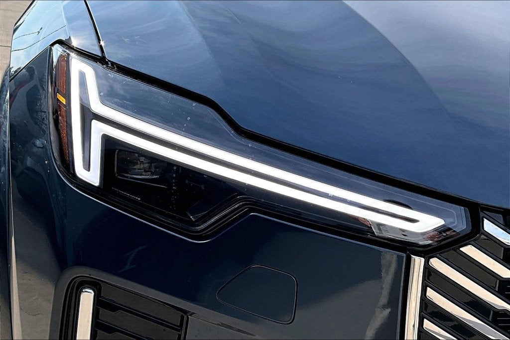 2027 Volvo XC90 B6 Plus 6-Seater