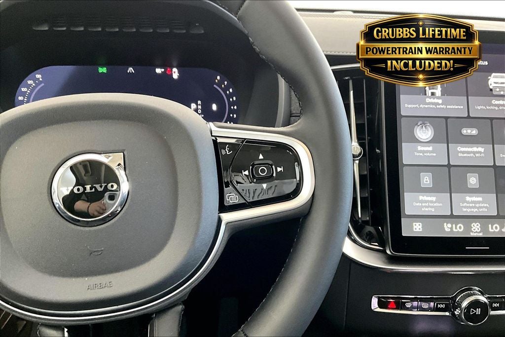 2026 Volvo XC90 B6 Plus 6-Seater