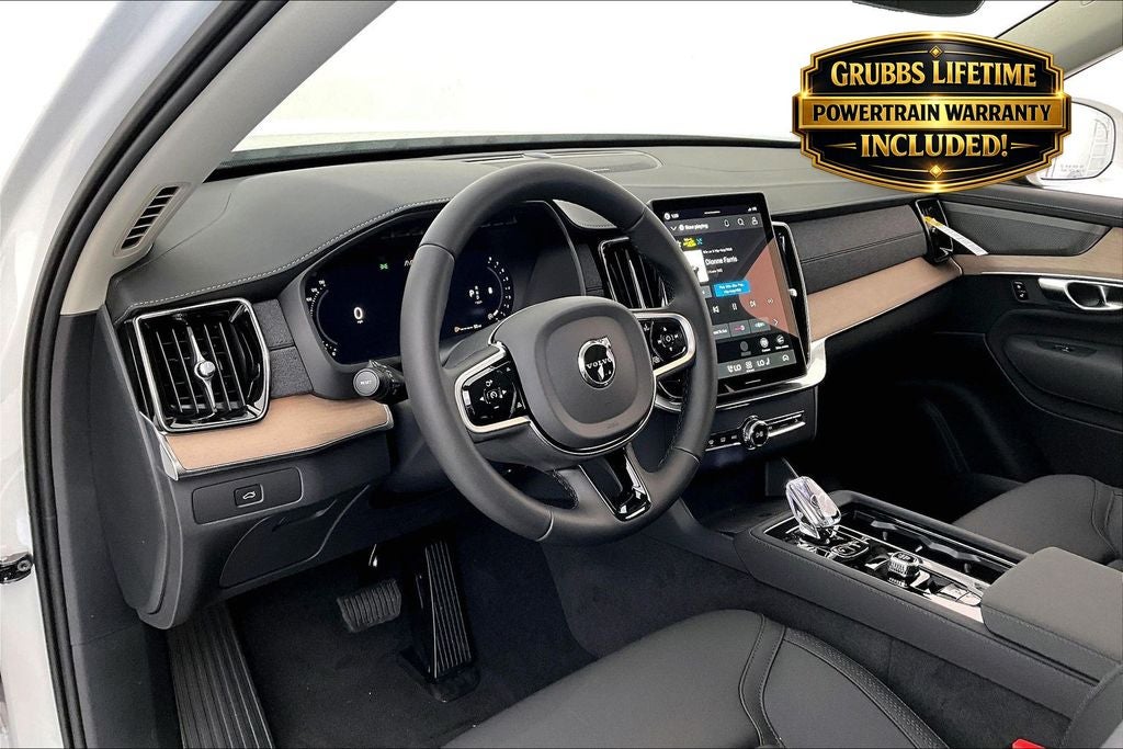 2026 Volvo XC90 B6 Plus 6-Seater