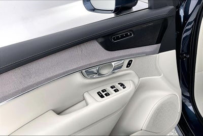2026 Volvo XC90 B6 Ultra