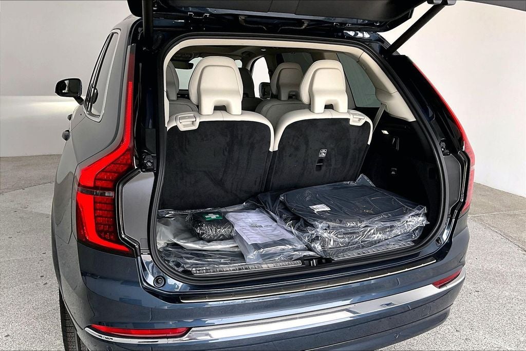 2026 Volvo XC90 B6 Ultra