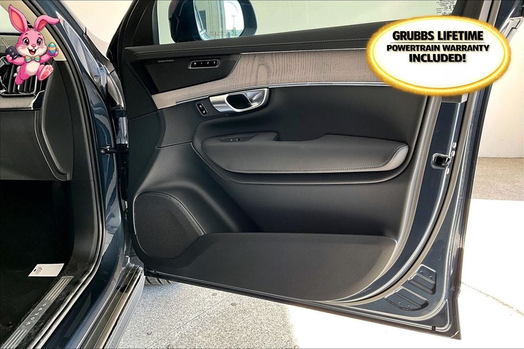 2026 Volvo XC90 B6 Ultra