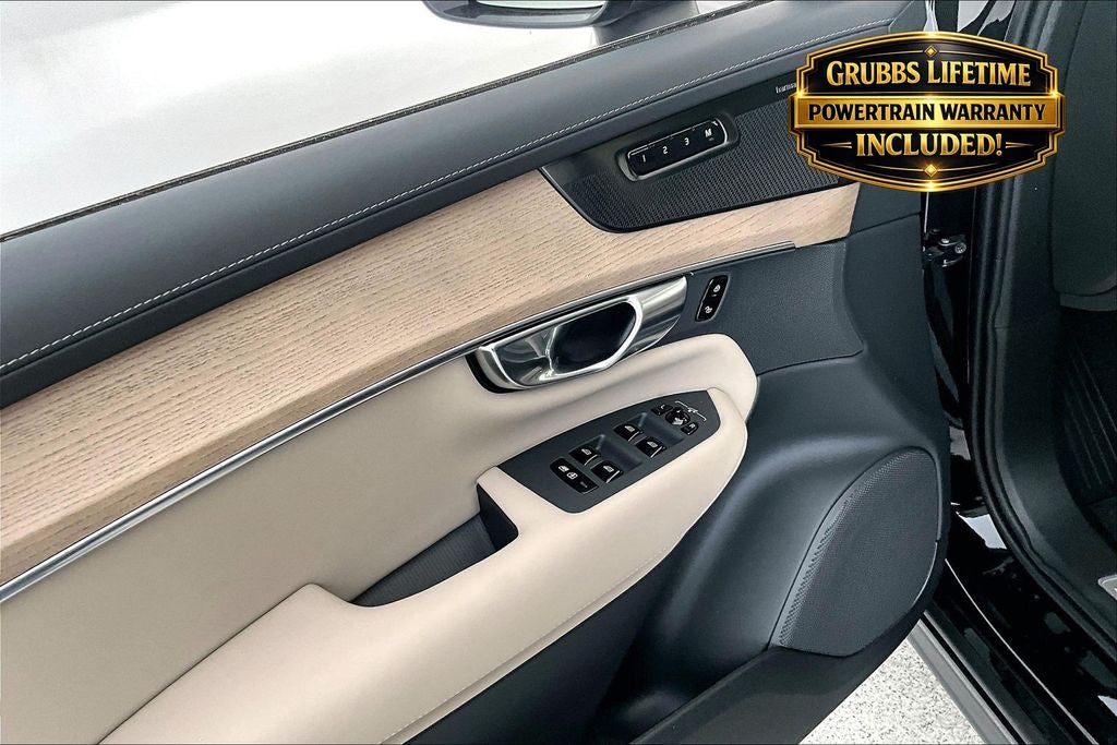 2026 Volvo XC90 B6 Ultra