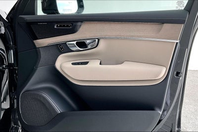 2026 Volvo XC90 B6 Ultra