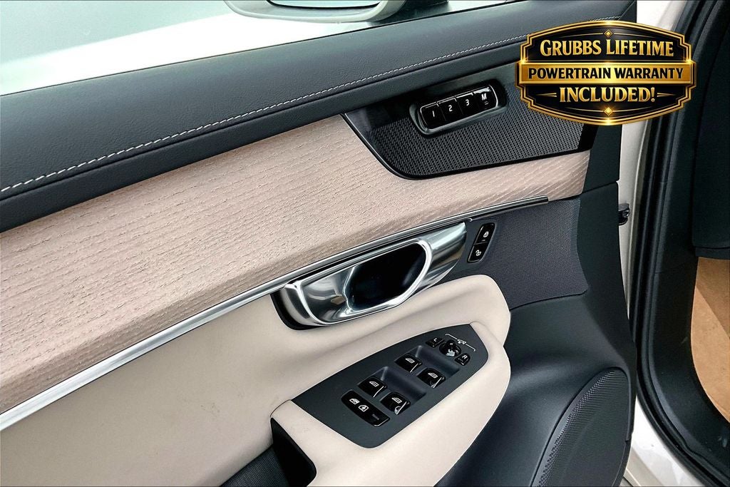 2026 Volvo XC90 B6 Ultra