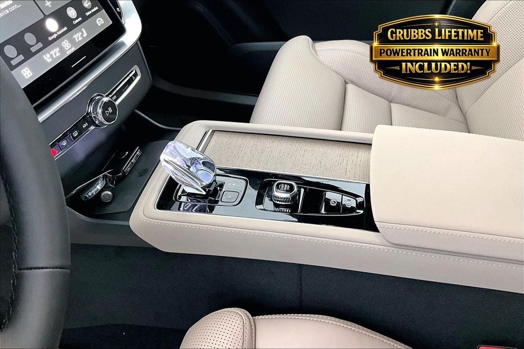 2026 Volvo XC90 B6 Ultra