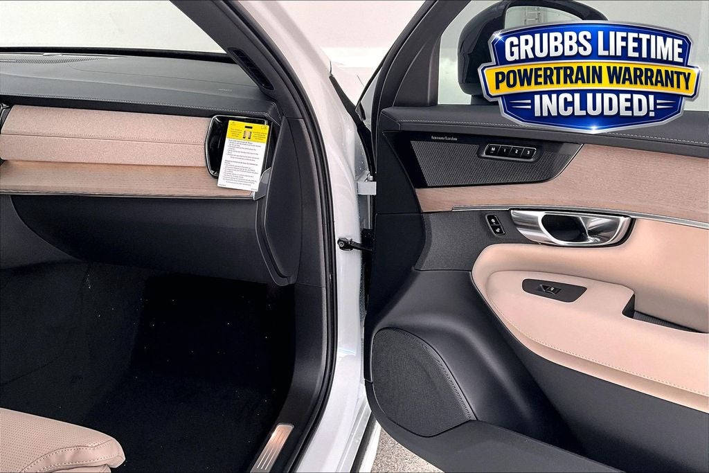 2026 Volvo XC90 B6 Ultra