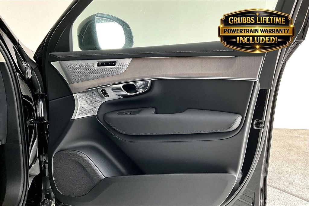 2026 Volvo XC90 B6 Ultra