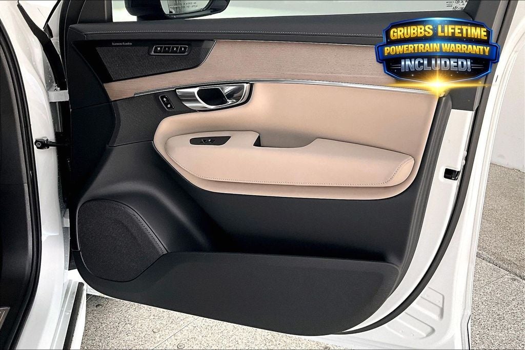 2026 Volvo XC90 B6 Ultra