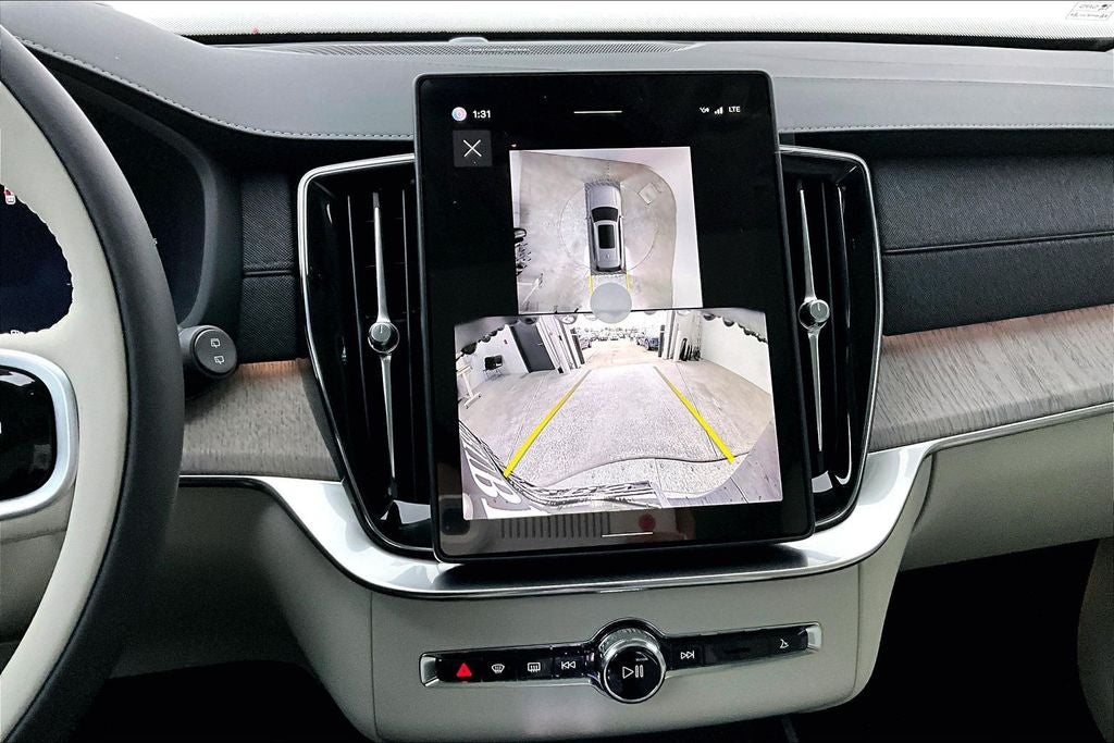 2026 Volvo XC90 B6 Ultra