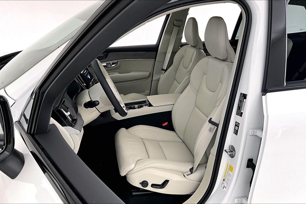 2026 Volvo XC90 B6 Ultra