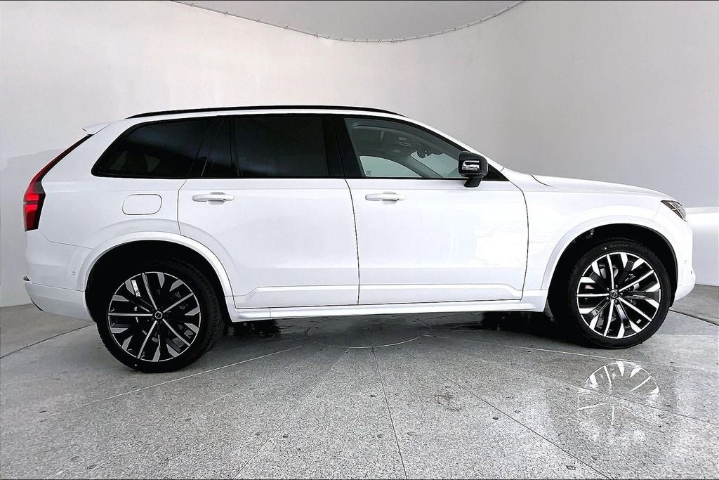 2026 Volvo XC90 B6 Ultra