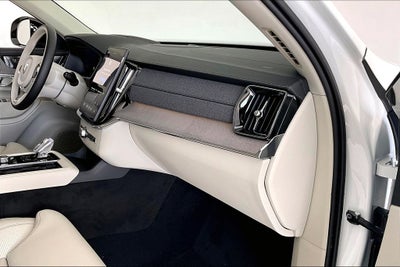 2026 Volvo XC90 B6 Ultra