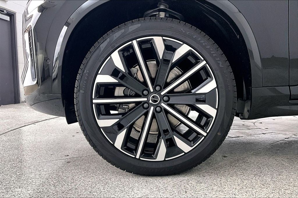 2026 Volvo XC90 B6 Ultra