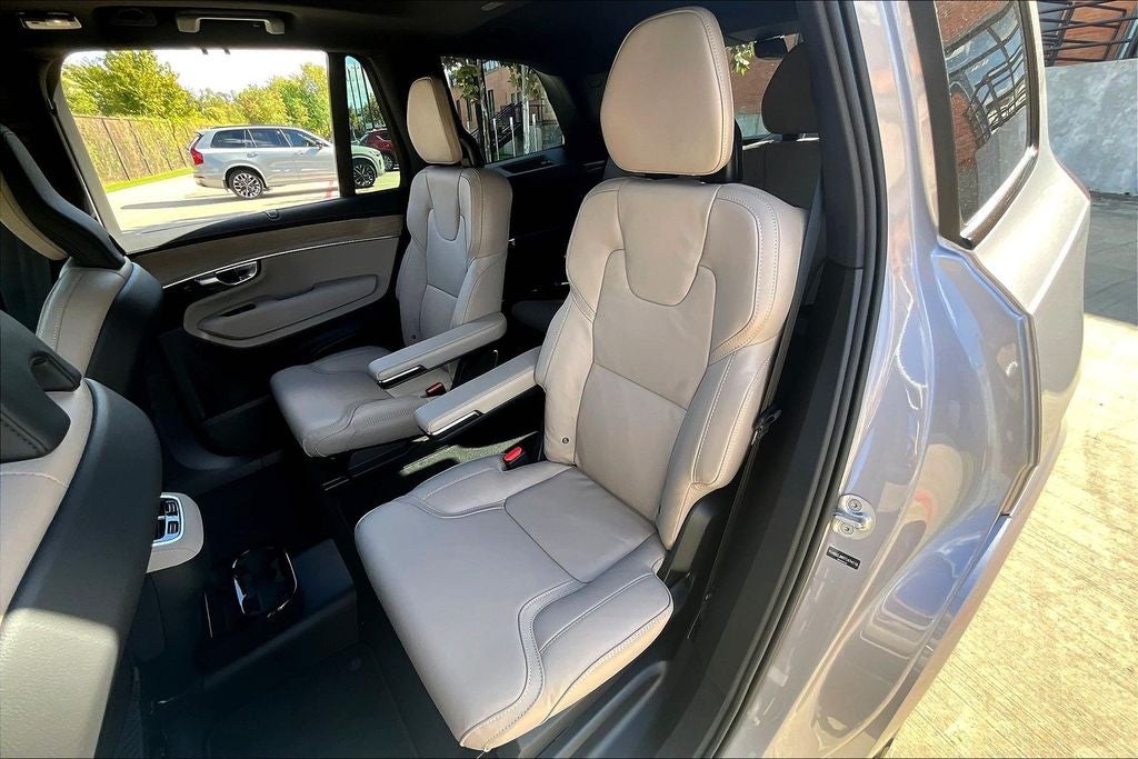 2026 Volvo XC90 B6 Ultra