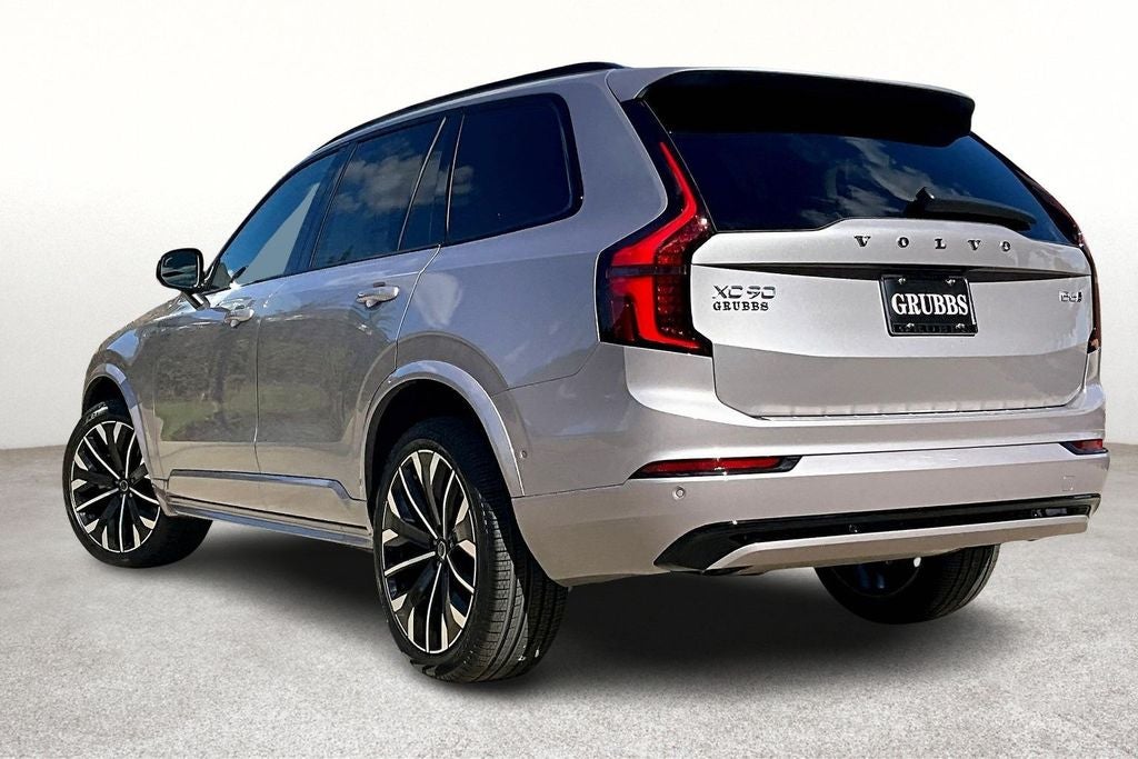 2026 Volvo XC90 B6 Ultra