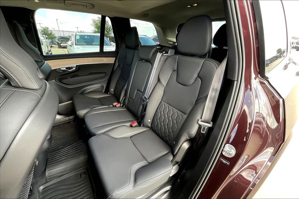 2025 Volvo XC90 B6 Core 2025.5
