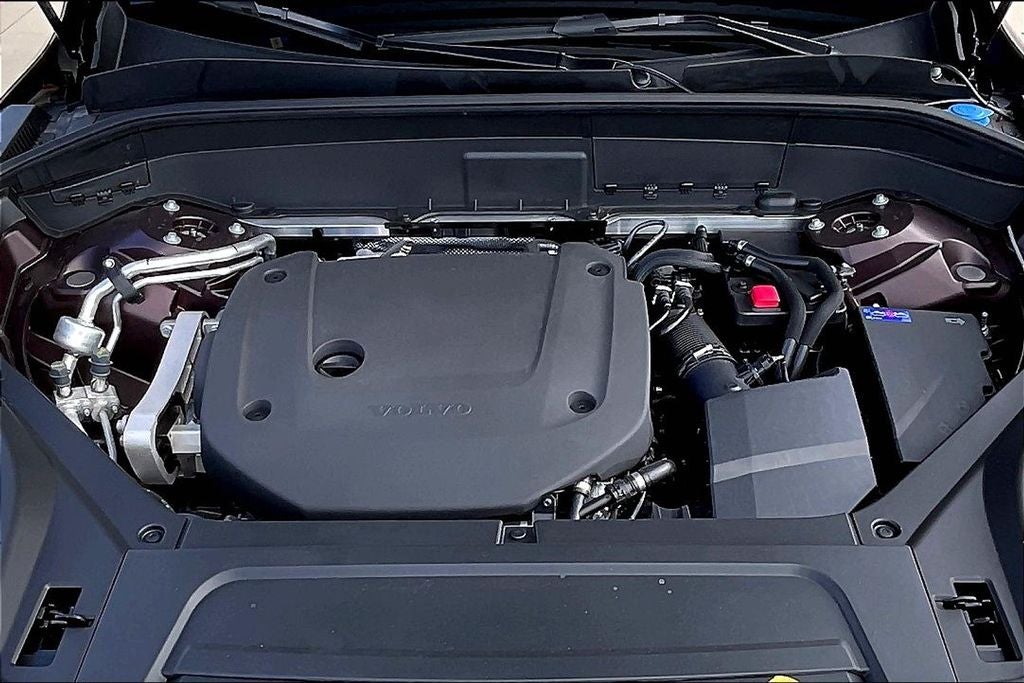 2025 Volvo XC90 B6 Core 2025.5