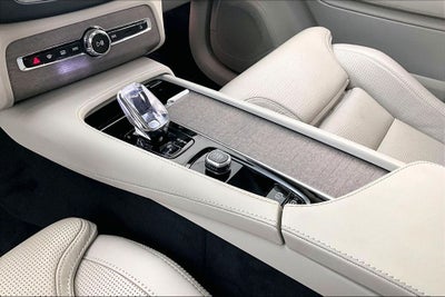 2023 Volvo XC90 Ultimate