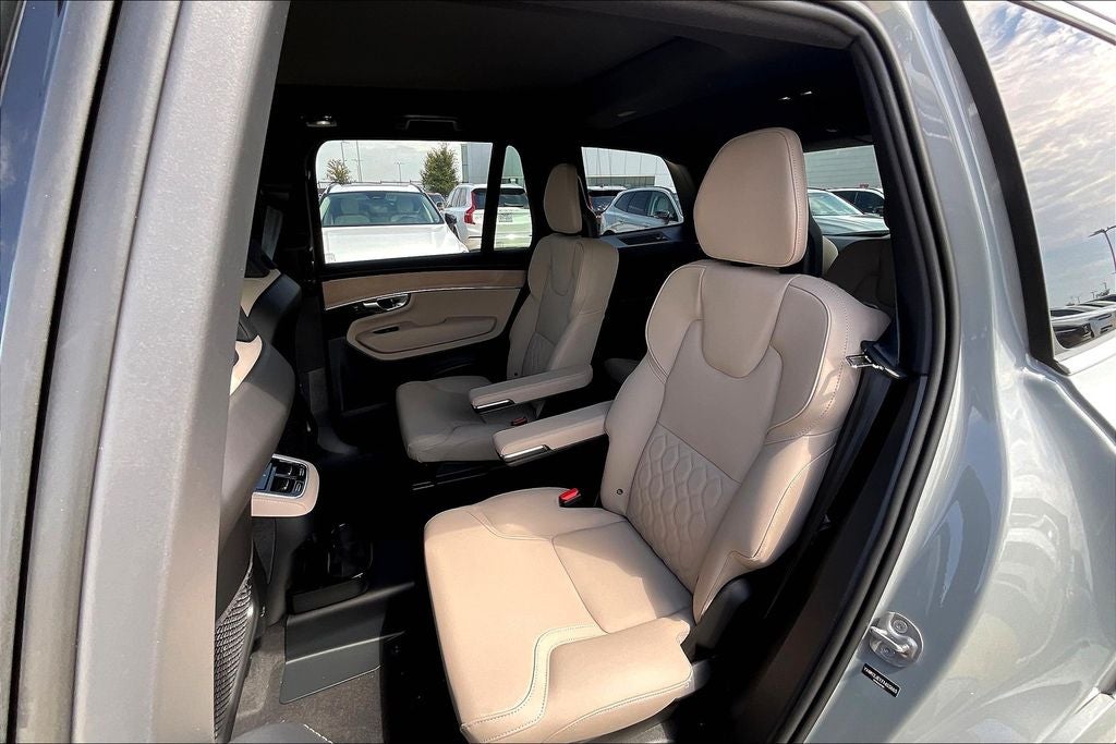2026 Volvo XC90 B6 Plus 7-Seater